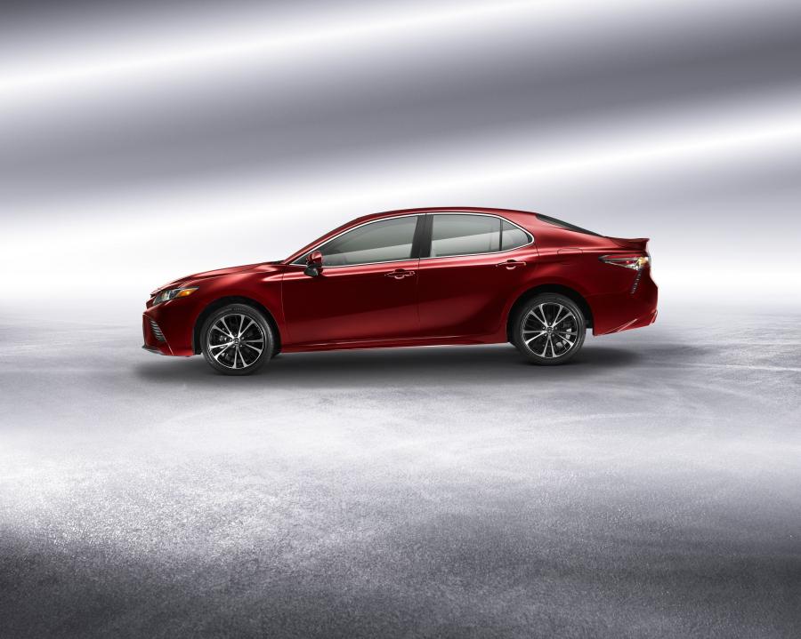  Toyota Camry SE 2017 года  (NA) (фото 20 из 23)